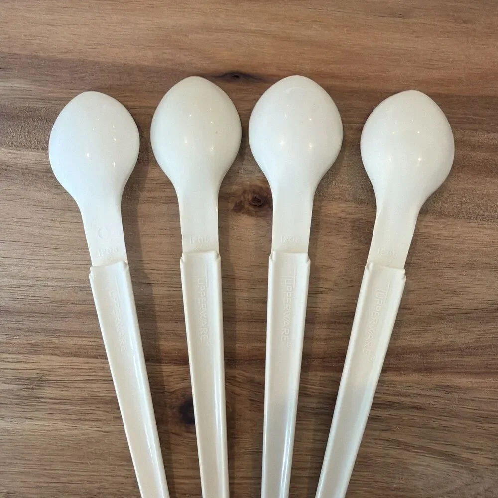 4 Vintage Tupperware Hang-On Toddler Condiment Spoons #1208 Almond